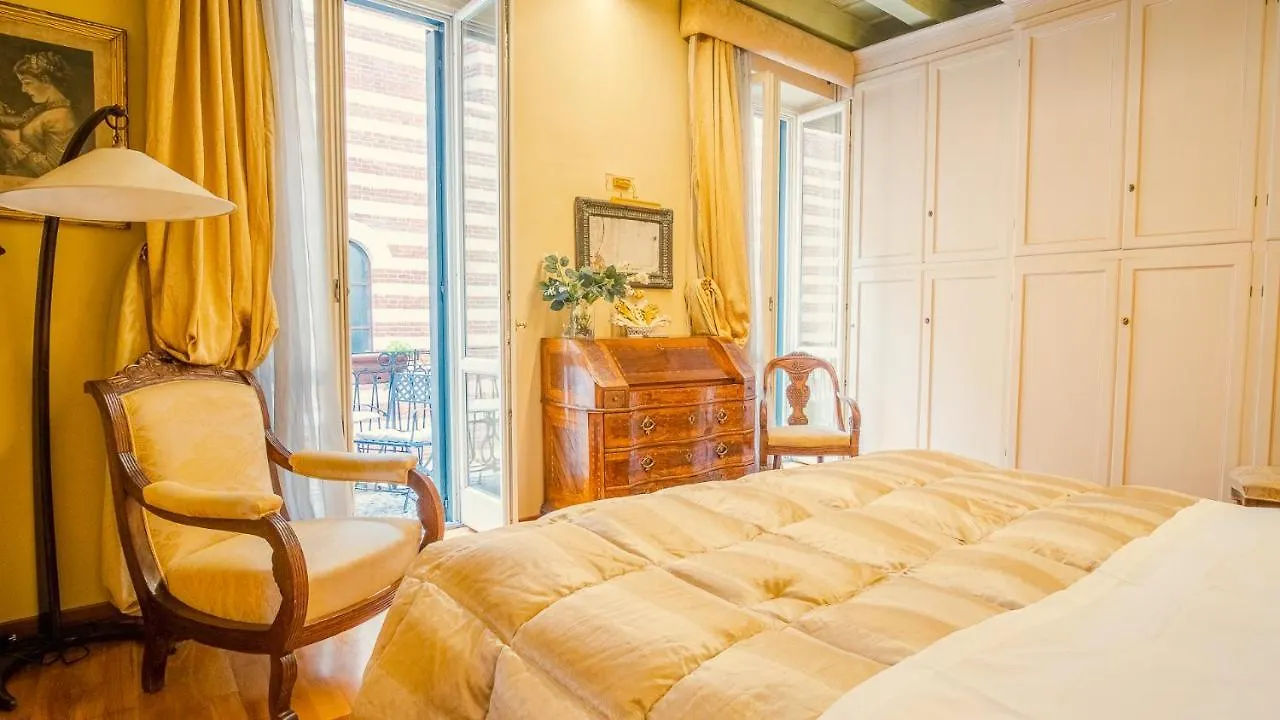 Residenza Dei Signori - Italian Homing Apartment Verona Italy