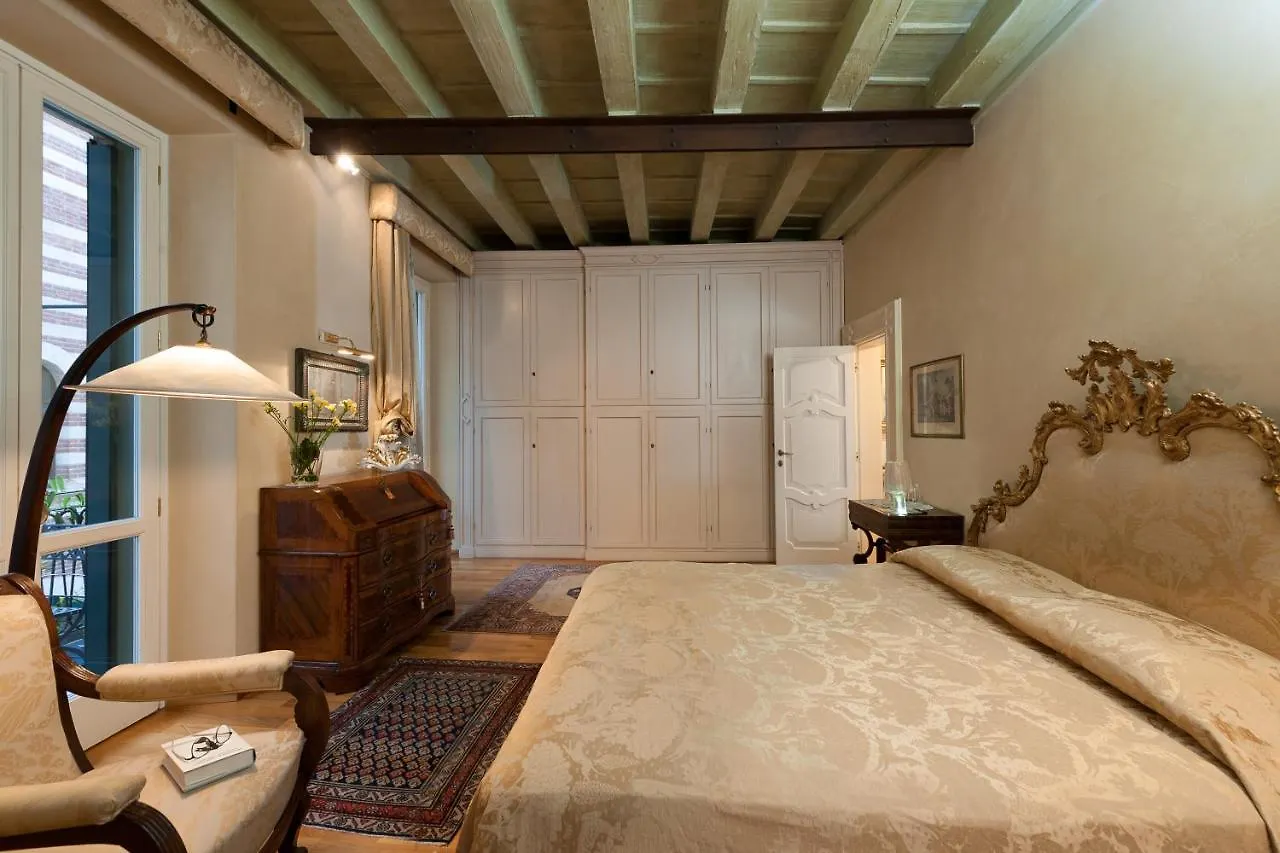 Residenza Dei Signori - Italian Homing Apartment Verona